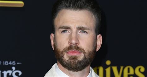 chris evan dick|Chris Evans Accidentally Leaks Explicit Image While Showing。